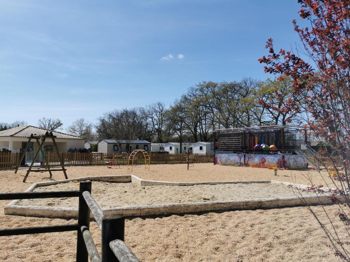Hotel Camping Le Bois Joli Exteriér fotografie